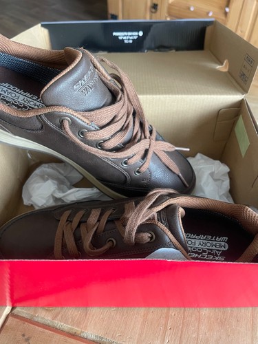 Mens skechers size - brand, new