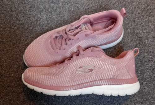 Ladies sketchers trainer shoe - ladies,