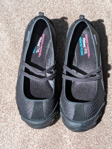 Ladies black skechers shoes - black,